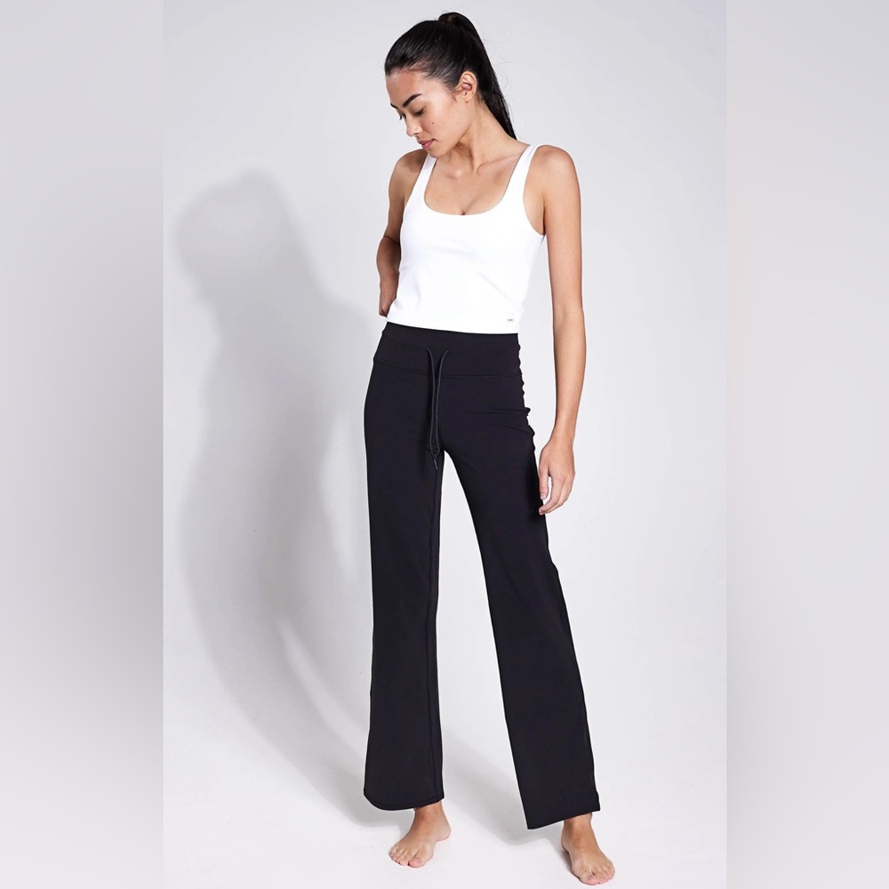 Vuori Daily Wide Leg Pants